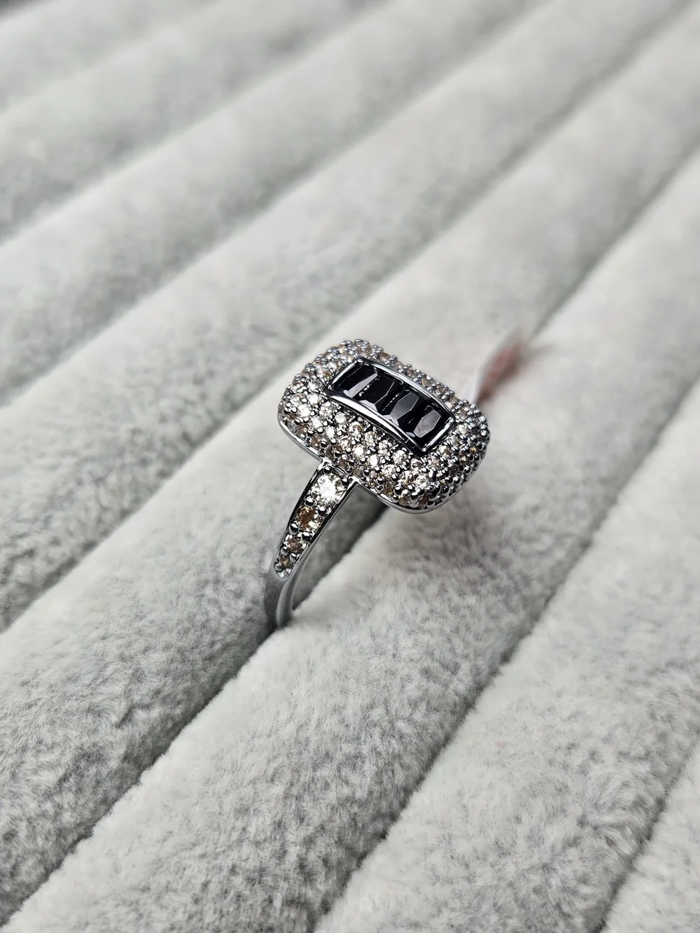 Size 10 Black Onyx Gem with Champagne Colored Accents Hematite Plated Bomb Party